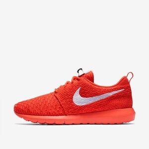 Nike Roshe NM Flyknit shoes in bright crimson/university red